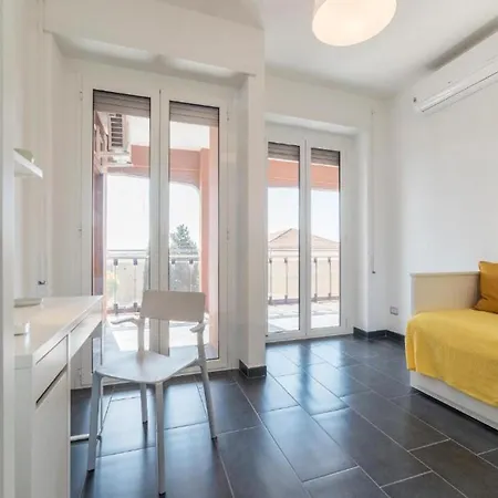 Charming In + Internet