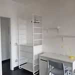 Charming In + Internet Rzym